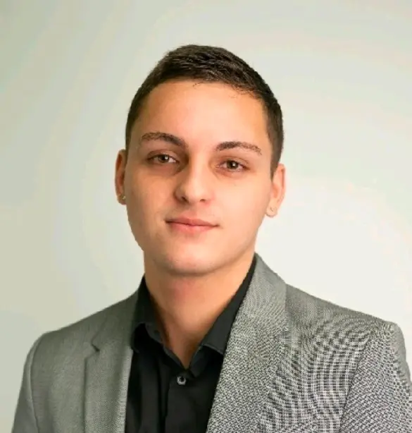 adrian-zapata